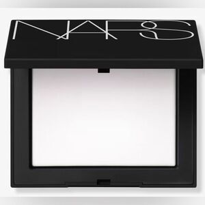 NEW! NARS Light Reflecting Pressed Setting Powder
